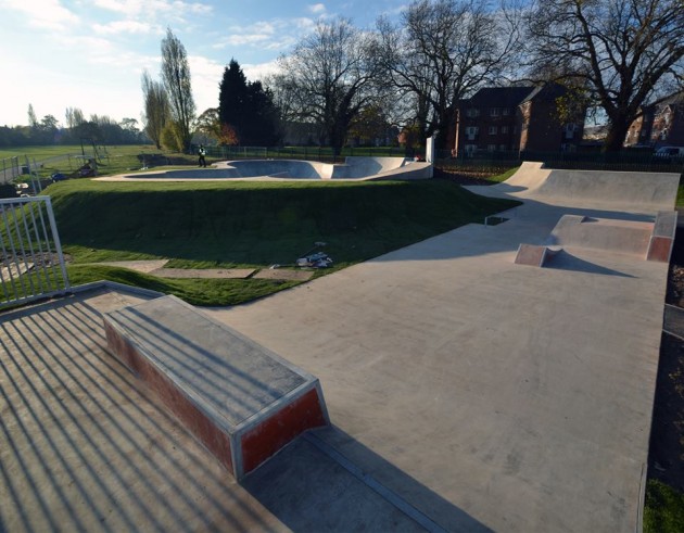 new_skatepark_epsom_surrey