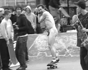 naked_davross_skate