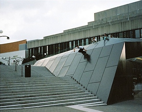 jake_johnson_wallride_static_iv