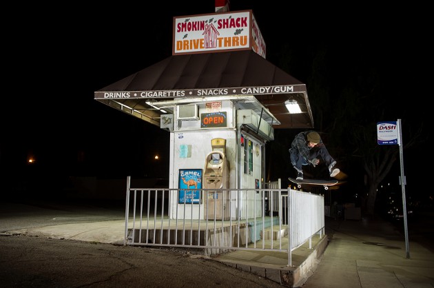 Alex-Schmidt_heelflip_Los-Angeles-CA